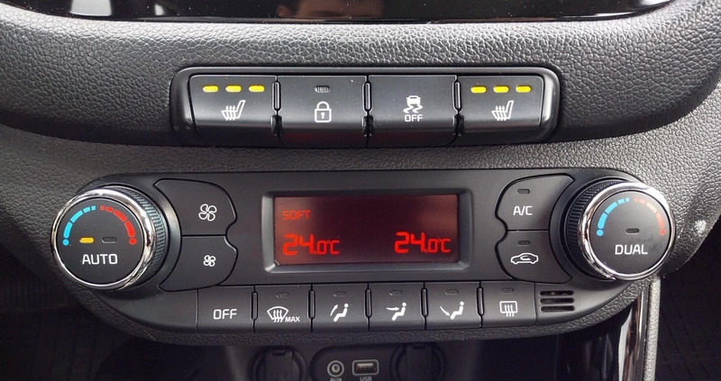 Kia Ceed cena 58000 przebieg: 150000, rok produkcji 2018 z Jasień małe 379